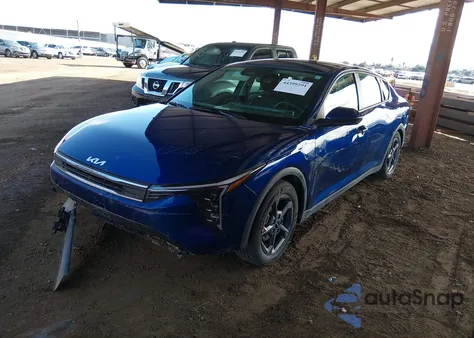 2025 Kia K4 Lxs z USA, uszkodzony, nr VIN 3KPFT4DE2SE237372